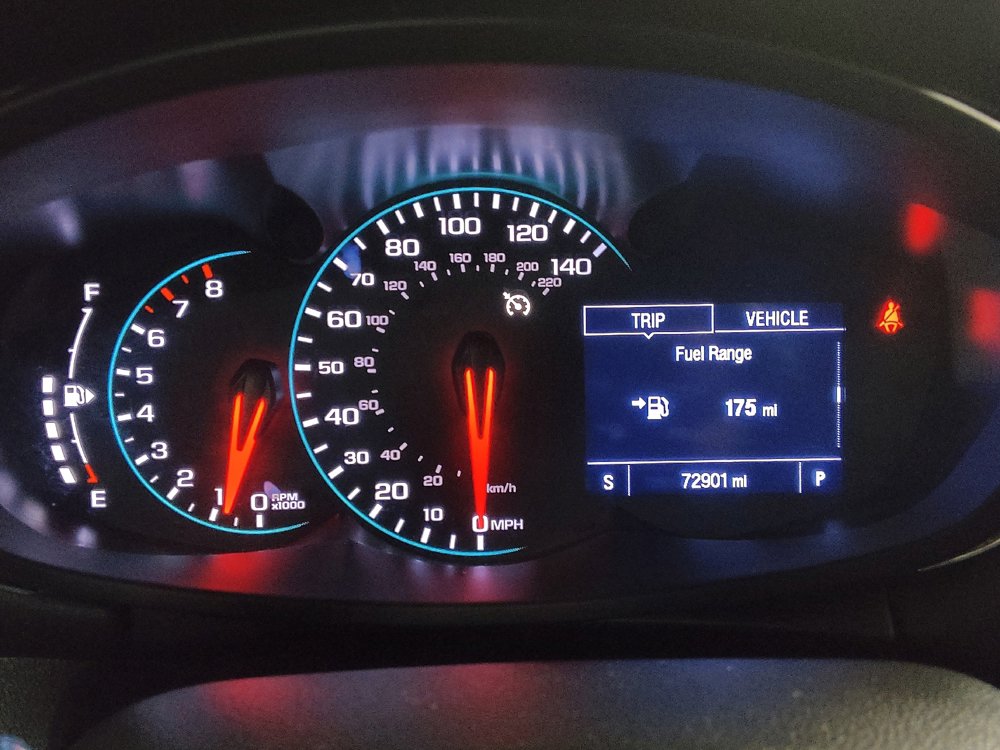 Used 2020 Chevrolet Trax LT w/ LT Convenience Package image 23