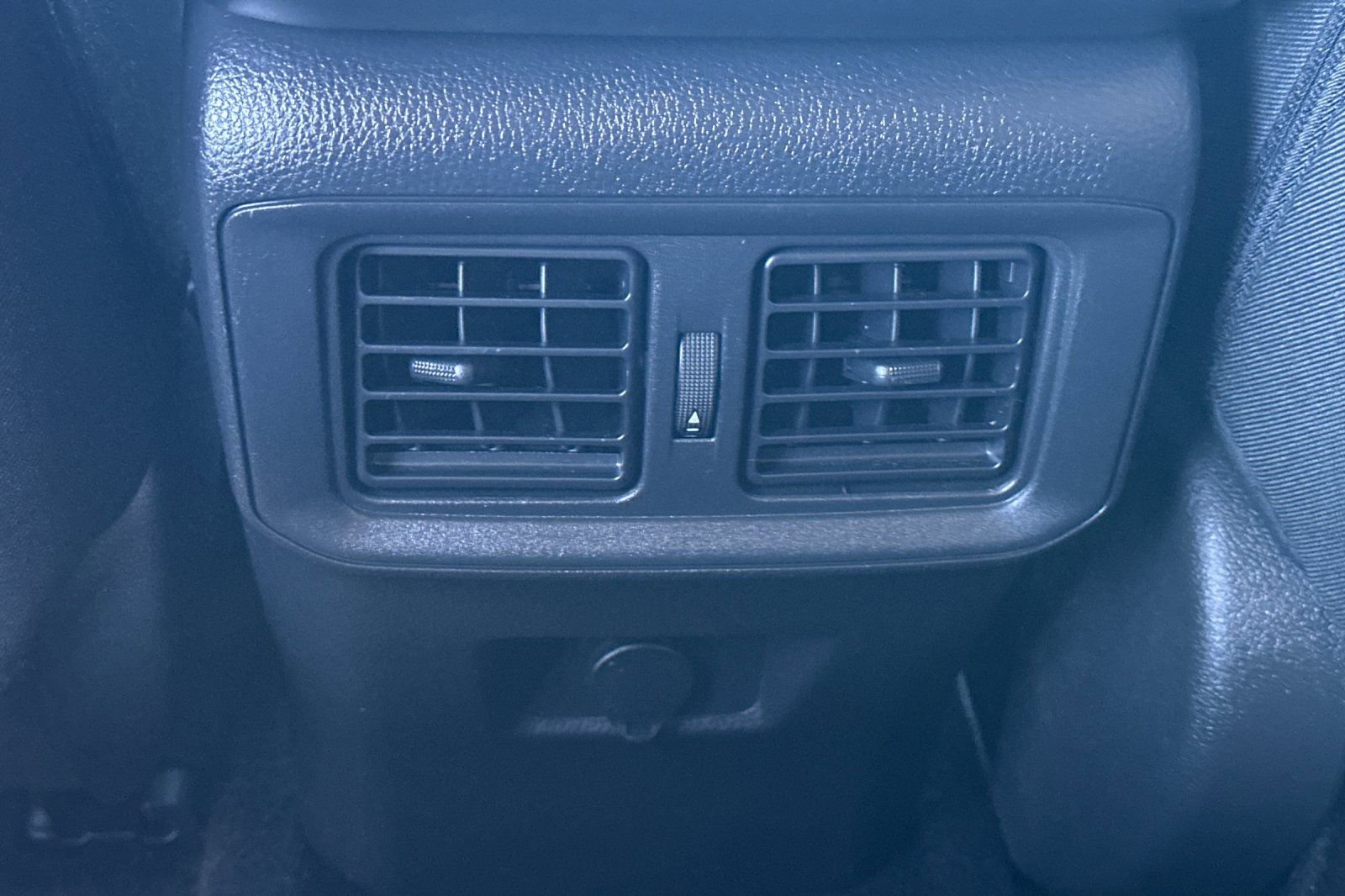 Certified 2024 Toyota RAV4 LE AWD/4WD image 16