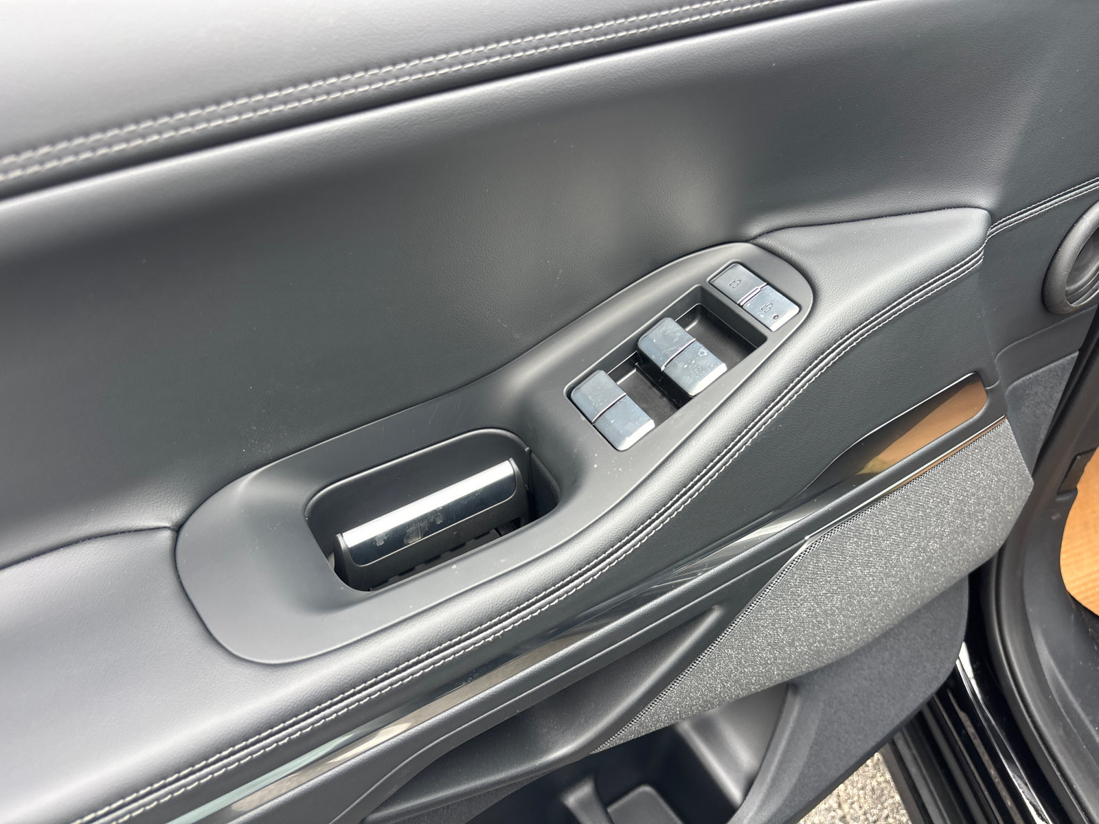 New 2026 Lincoln Navigator Reserve AWD/4WD image 12