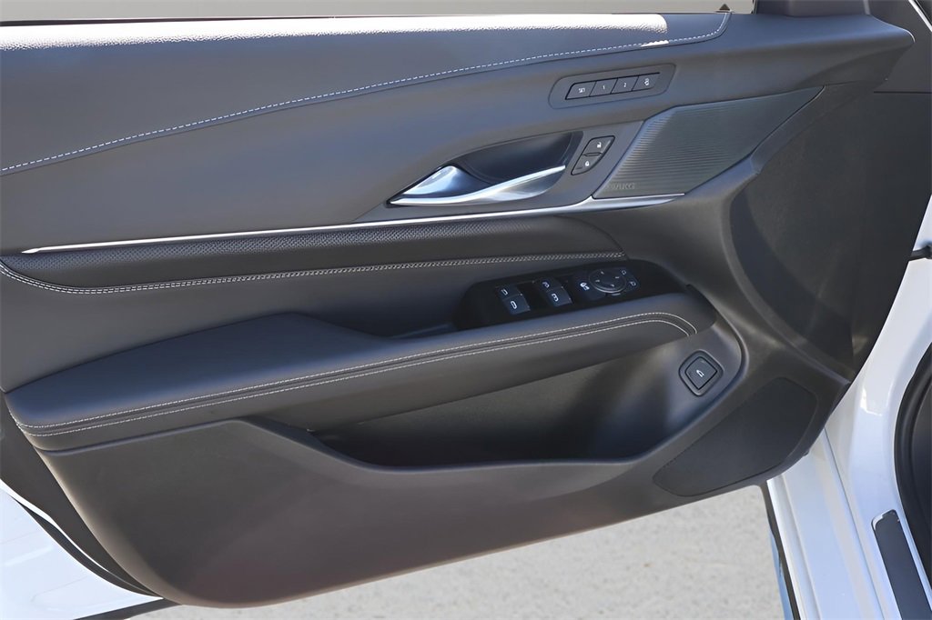 Used 2022 Cadillac CT4 V Blackwing w/ Technology Package image 22