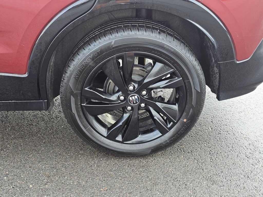 Used 2024 Buick Encore GX Sport Touring image 10