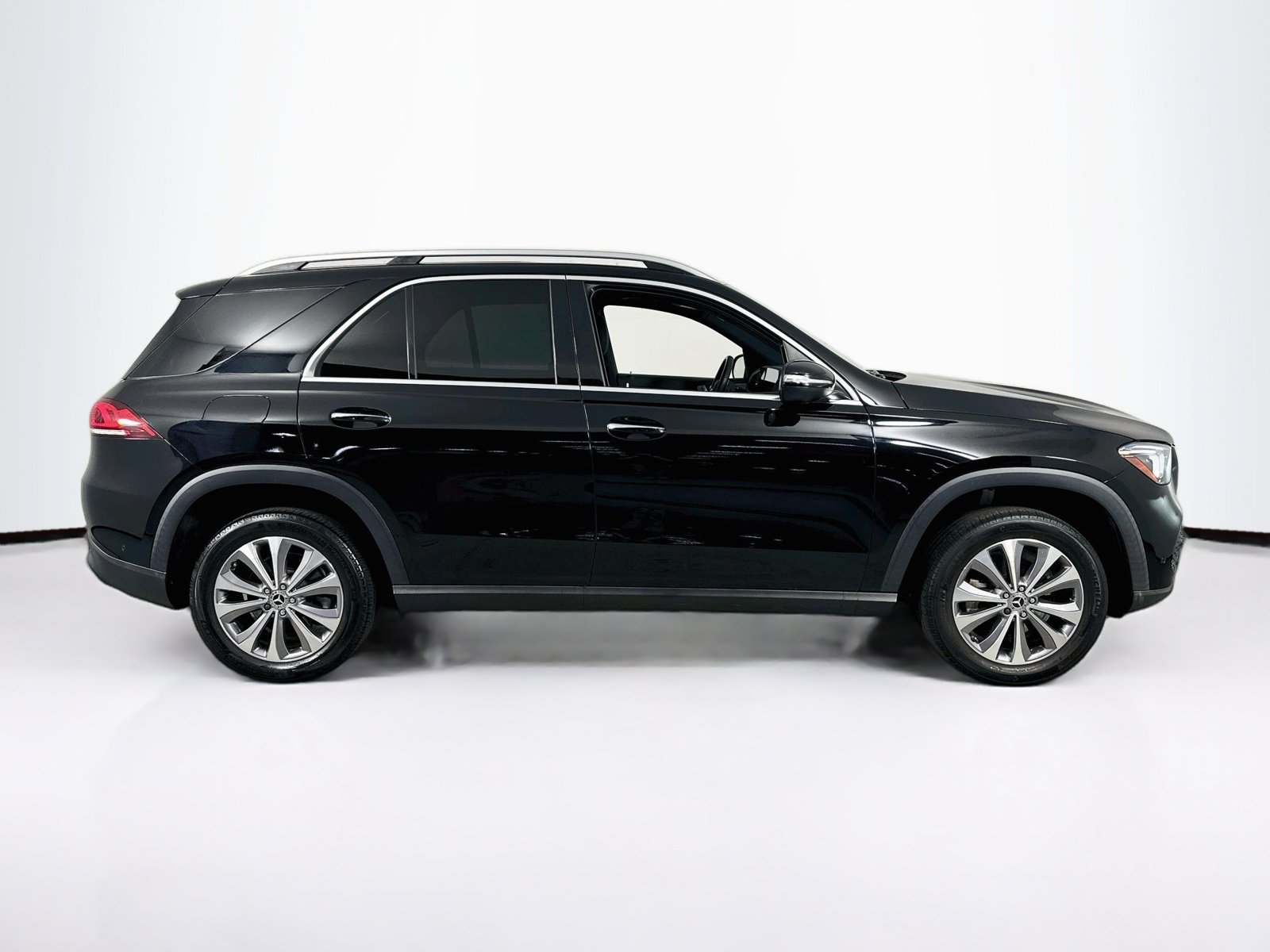 Used 2022 Mercedes-Benz GLE 350 image 4