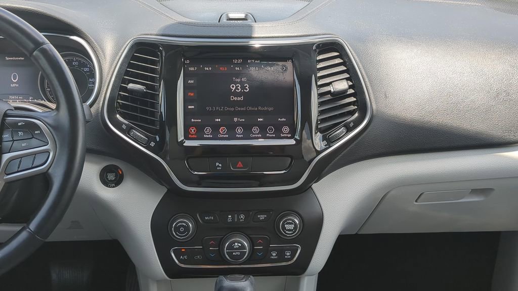 Used 2019 Jeep Cherokee Limited FWD image 14