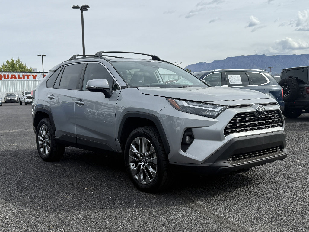 Used 2023 Toyota RAV4 XLE Premium FWD image 1