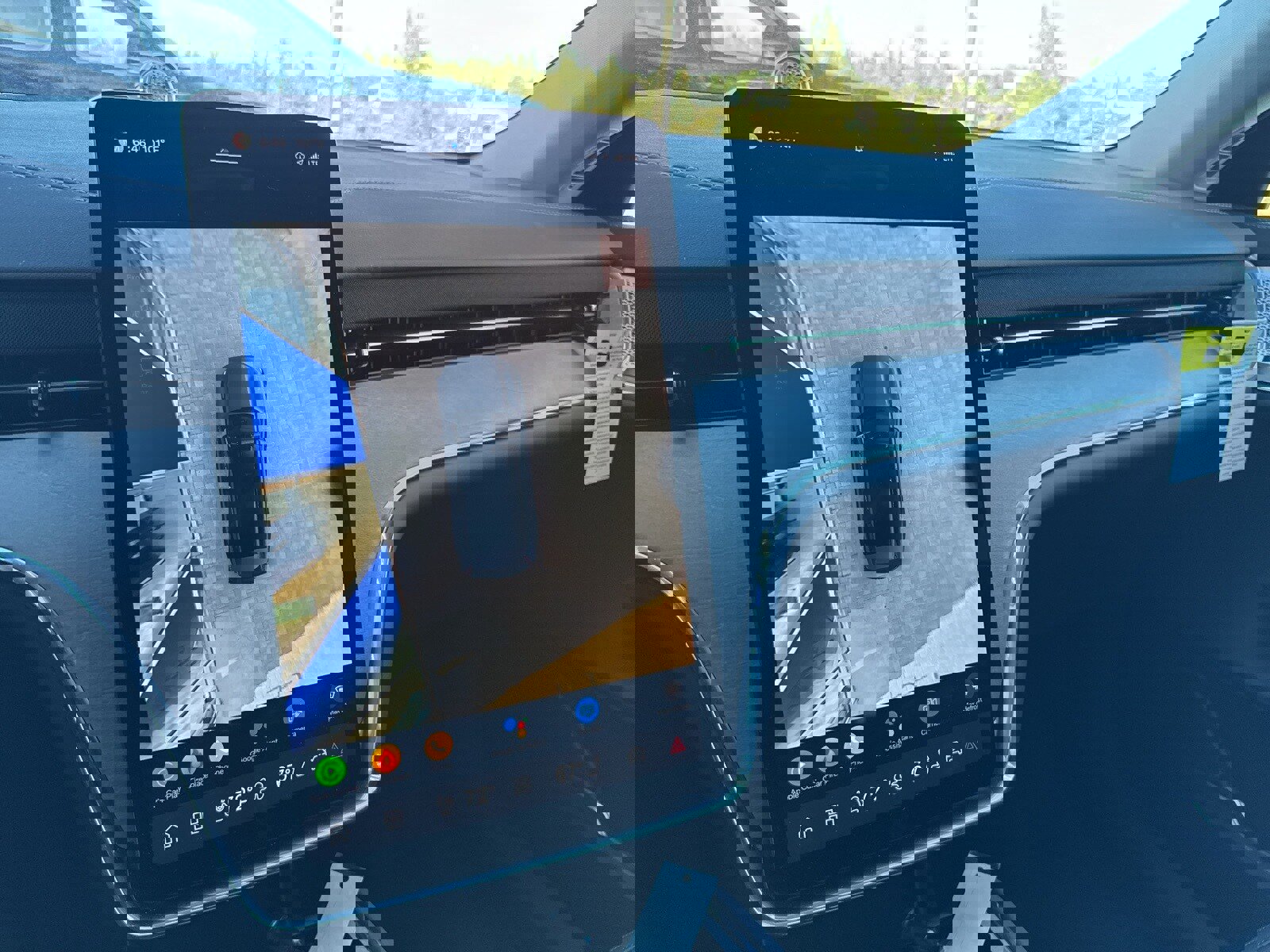 New 2025 Volvo EX90 Ultra image 30