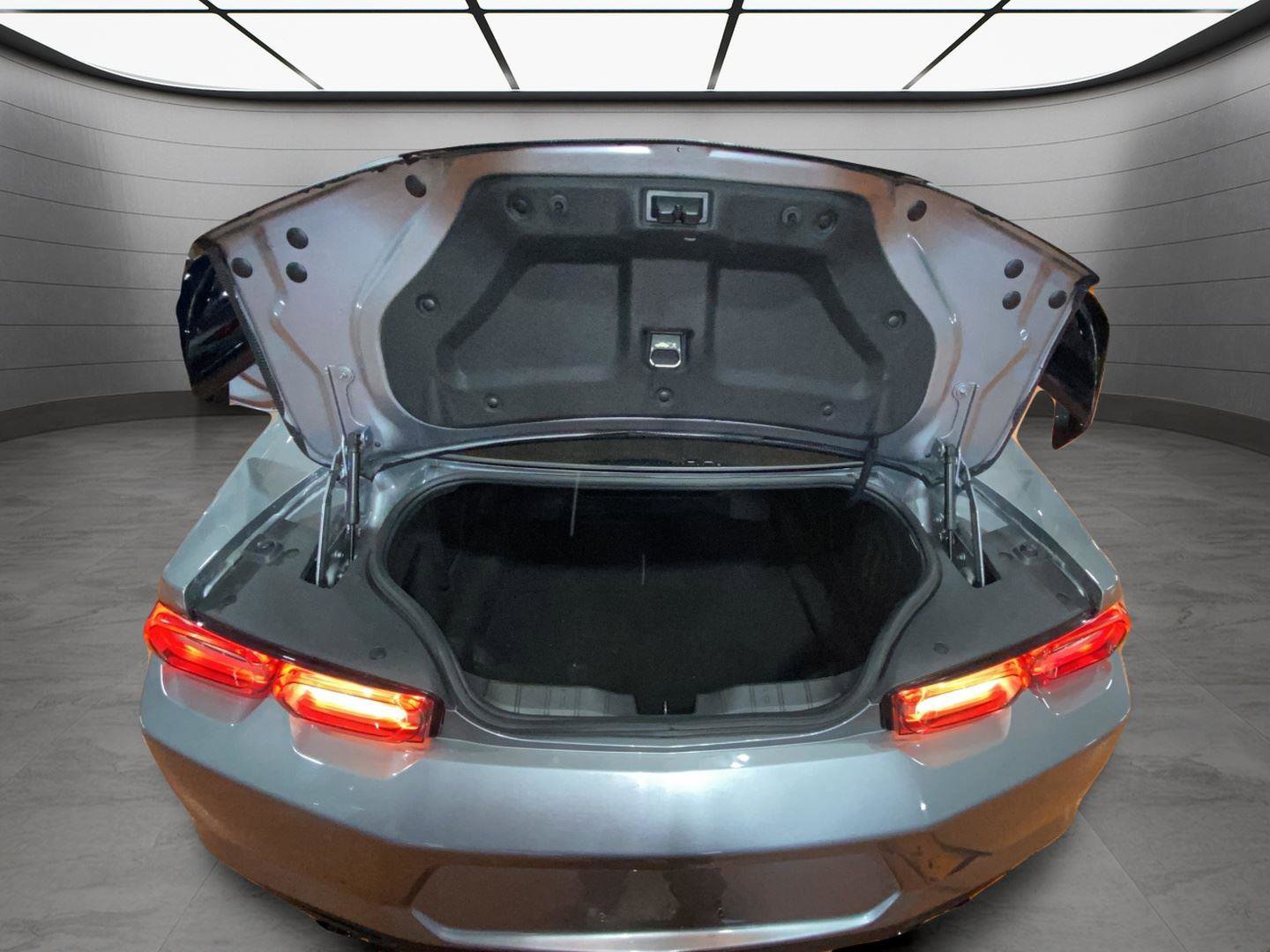 Used 2023 Chevrolet Camaro LT w/ RS Package image 19