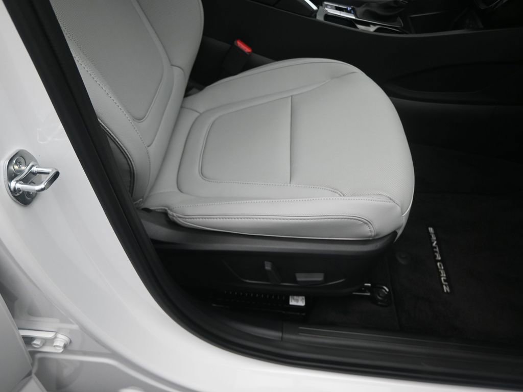 Used 2025 Hyundai Santa Cruz Limited image 35