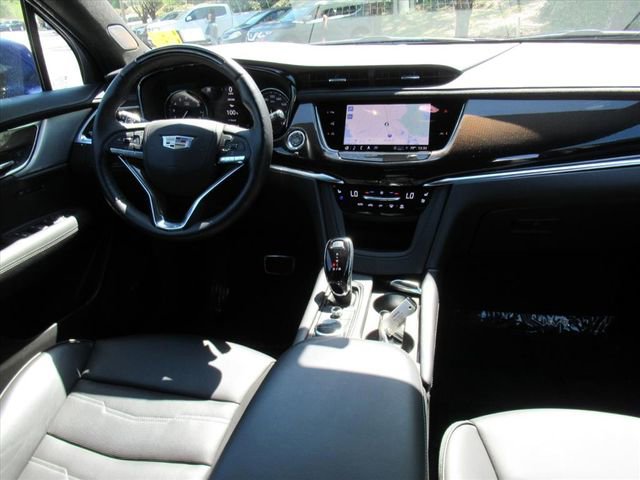 Certified 2024 Cadillac XT6 Sport w/ Platinum Package image 14