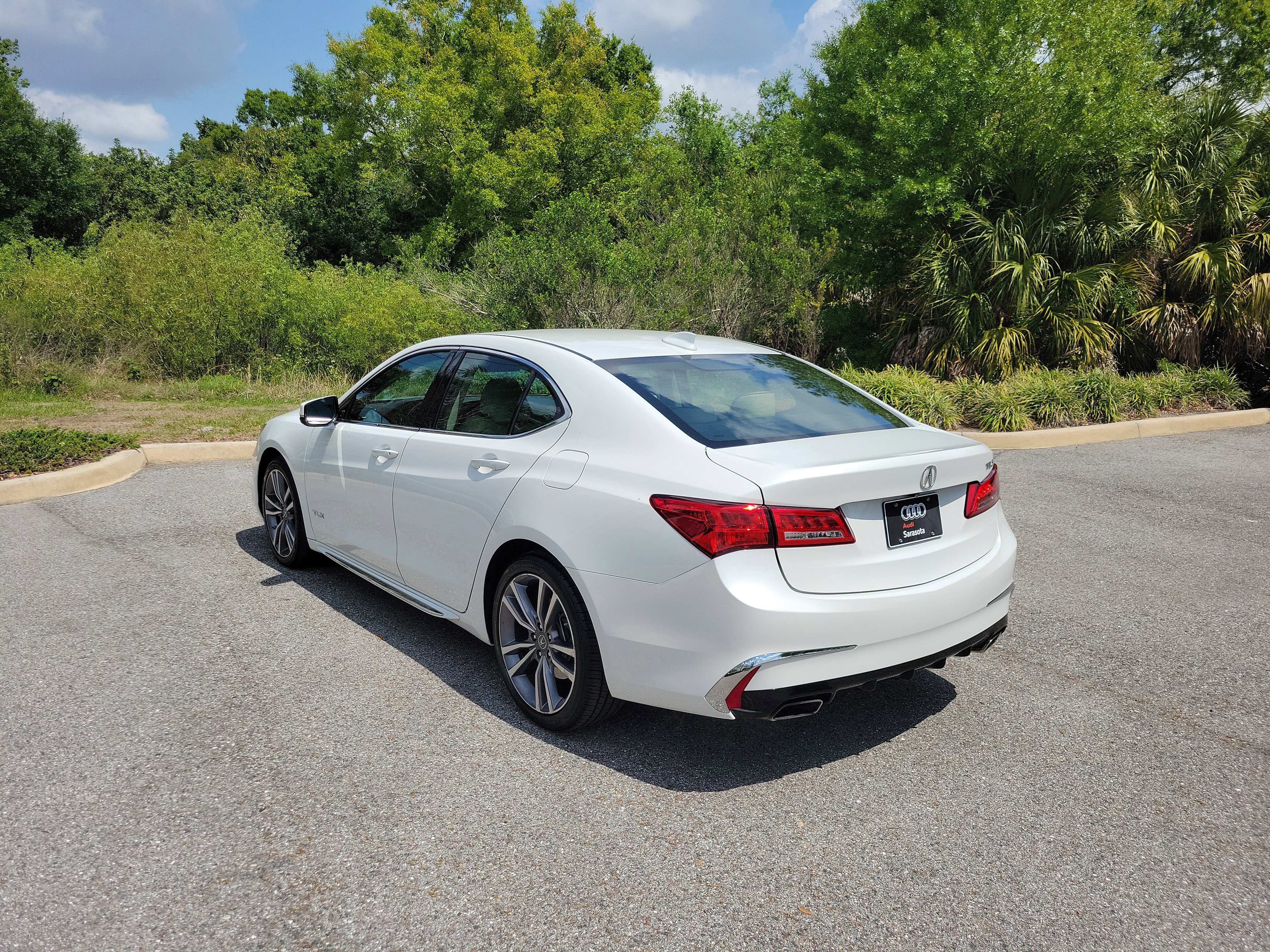 Used 2020 Acura TLX V6 w/ Technology Package image 6