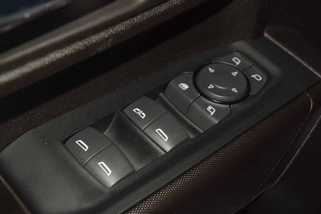 Used 2024 Chevrolet Silverado 2500 Custom w/ Custom Value Package image 39