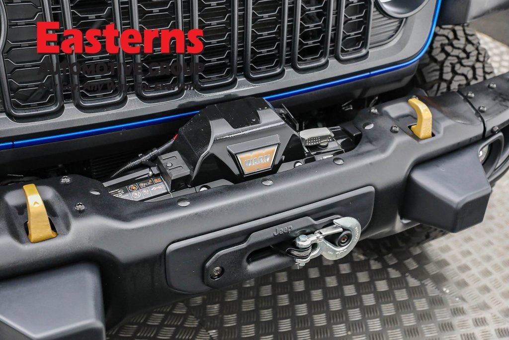 Used 2024 Jeep Wrangler Unlimited Rubicon 392 image 28