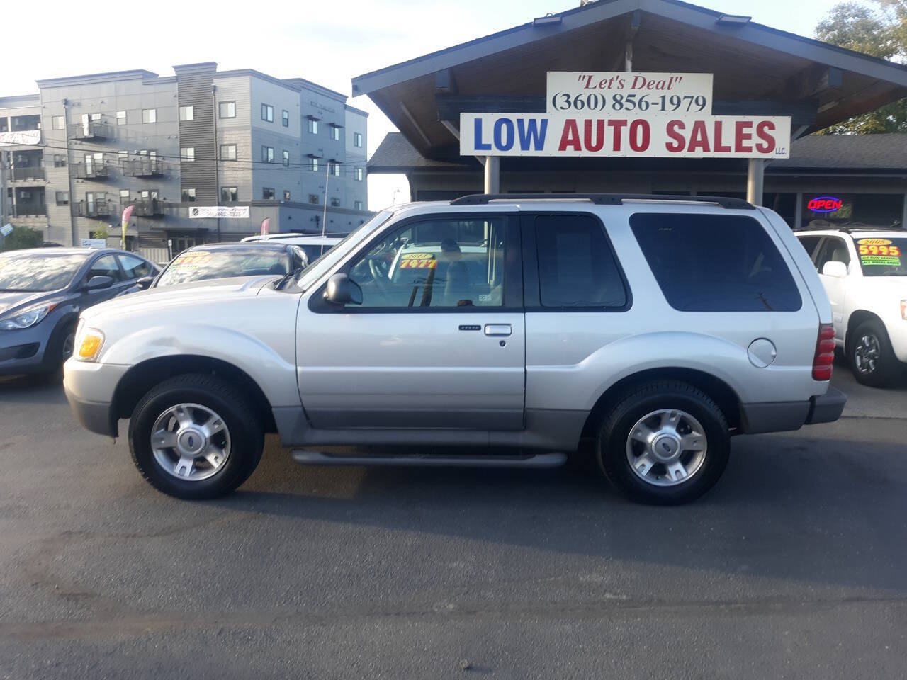 Used 2003 Ford Explorer Sport XLS AWD/4WD image 4