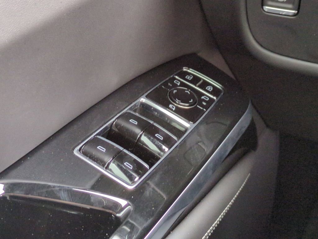 Used 2026 Cadillac Escalade Platinum Sport w/ LPO, ONYX Package image 24