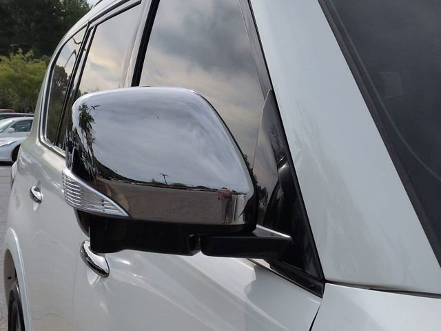 Used 2019 Nissan Armada Platinum w/ Captain's Chairs Package AWD/4WD image 13