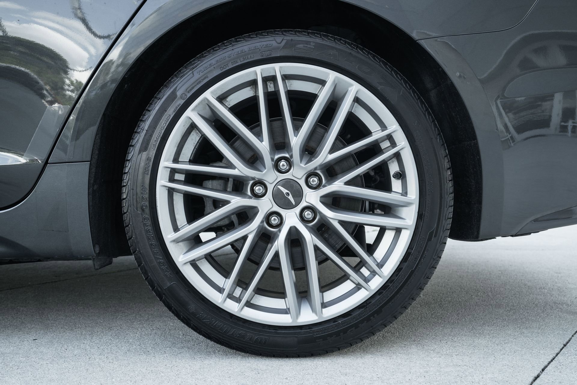 Used 2021 Genesis G70 2.0T w/ Elite Package image 25