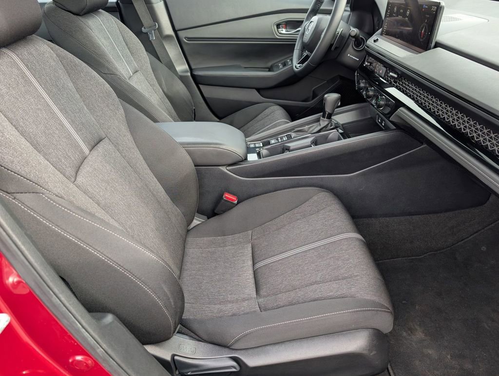 Used 2024 Honda Accord Sport image 45