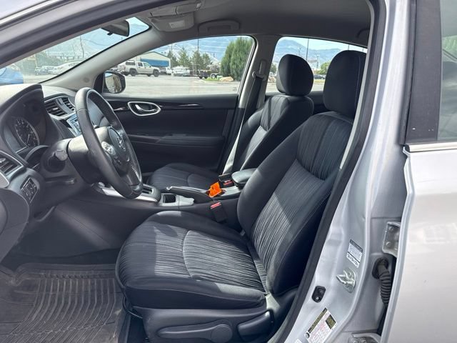 Used 2016 Nissan Sentra SV FWD image 10
