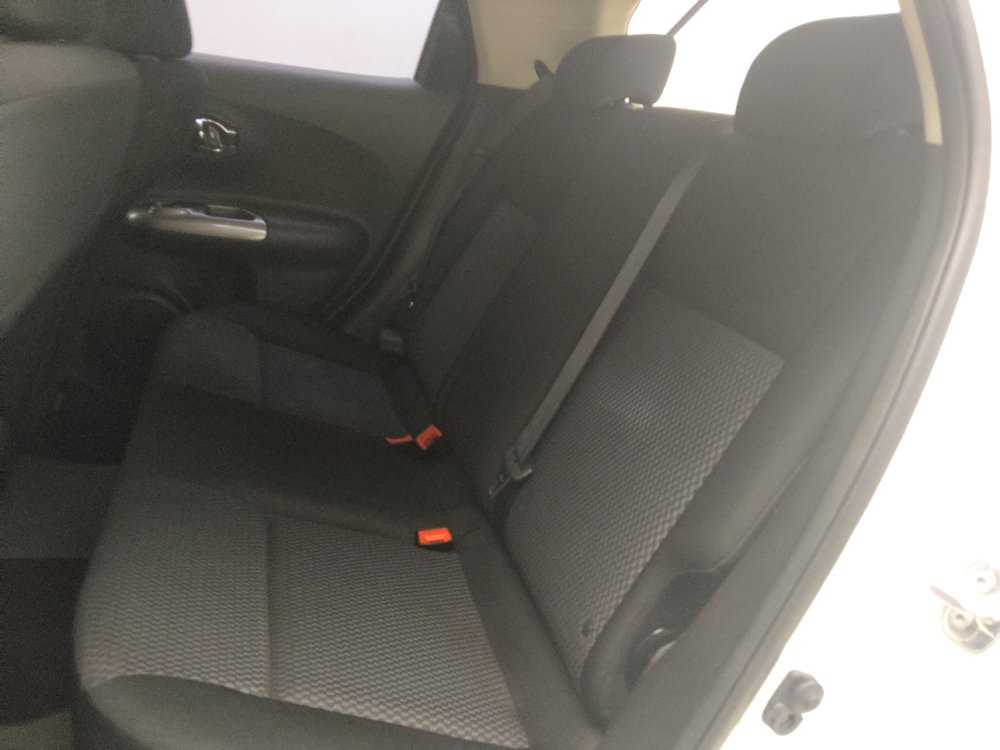 Used 2017 Nissan Juke S FWD image 18