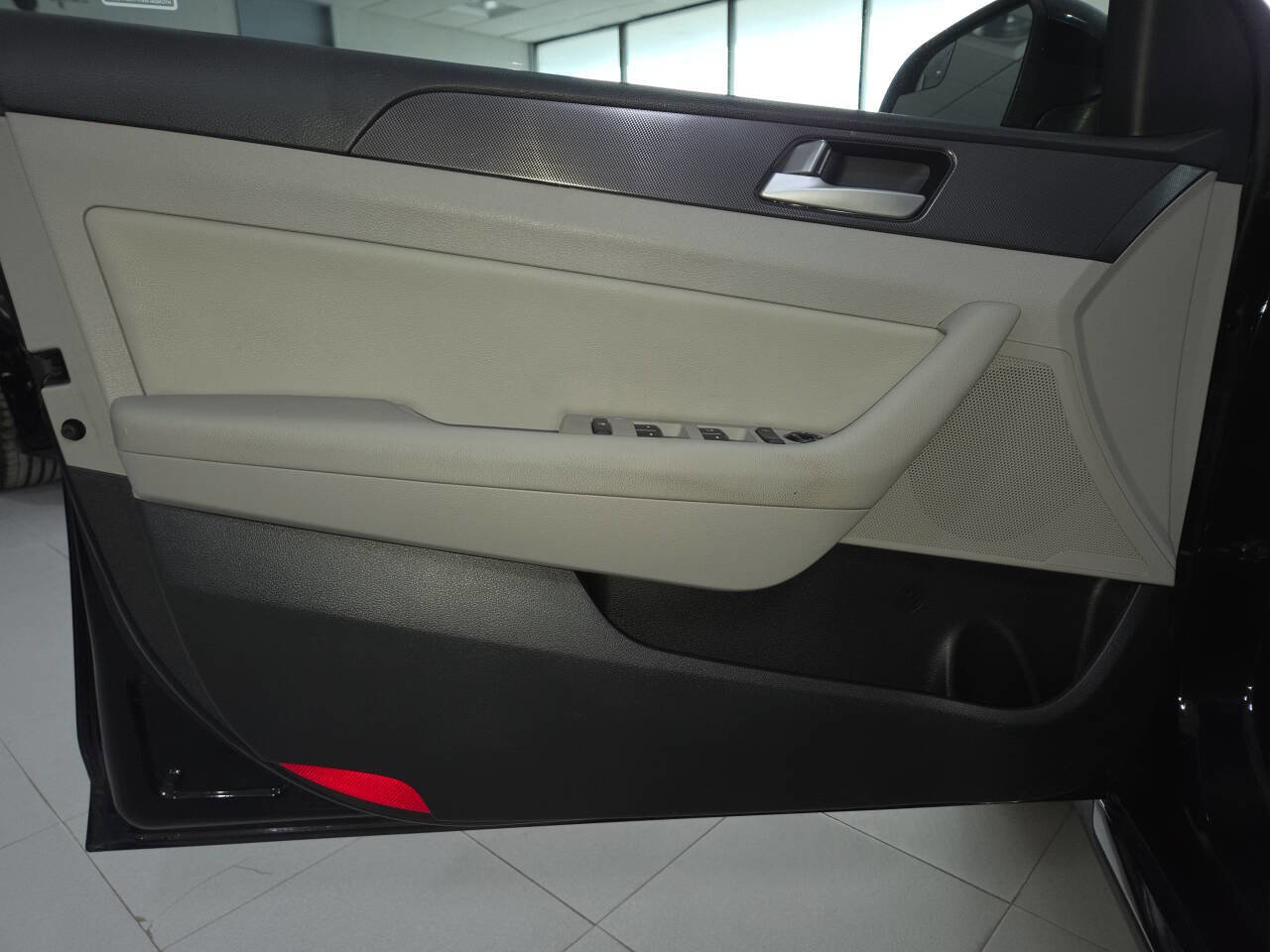 Used 2017 Hyundai Sonata Sport w/ Cargo Package FWD image 13
