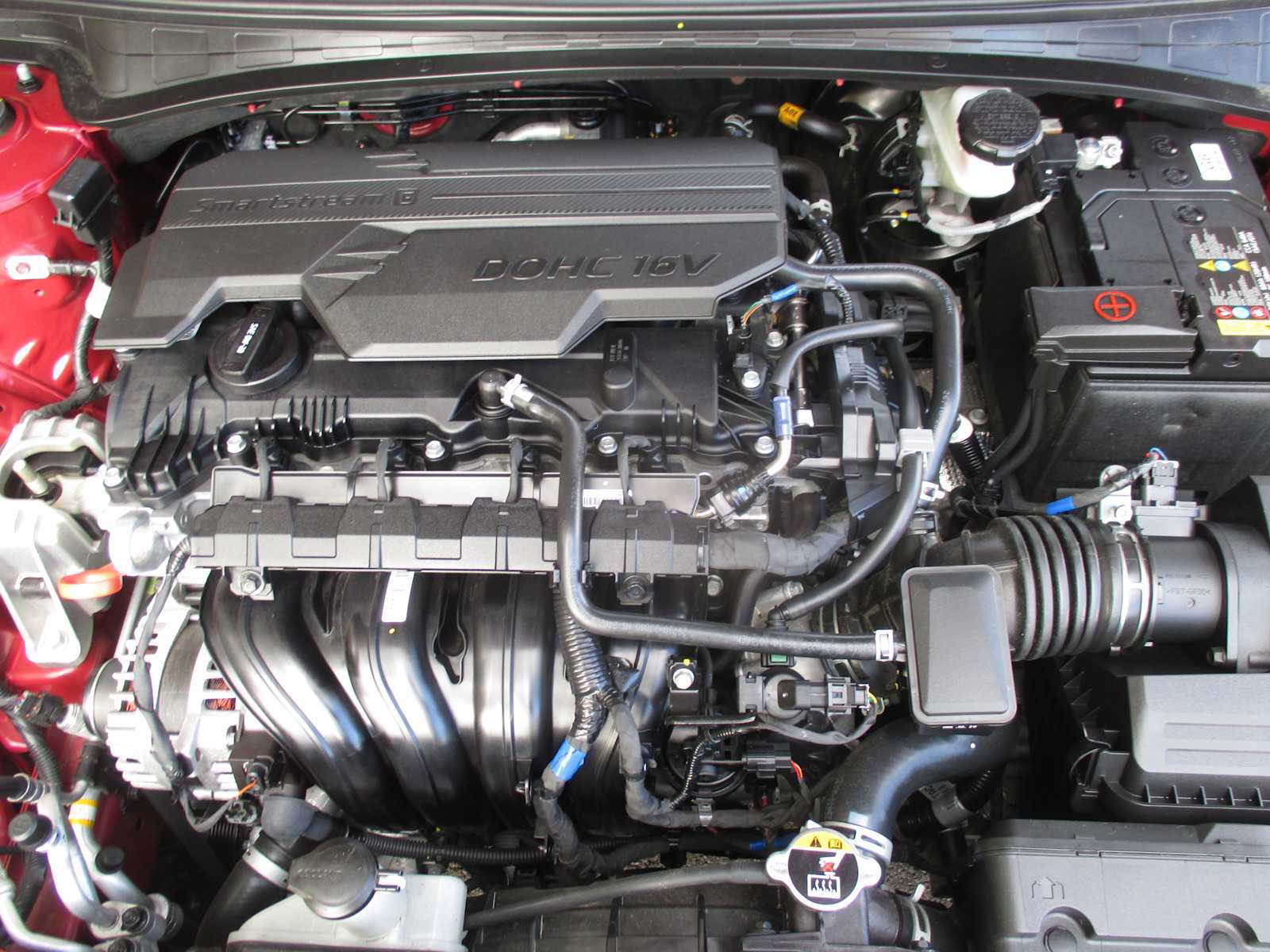 Used 2024 Hyundai Elantra SEL w/ Convenience Package image 5