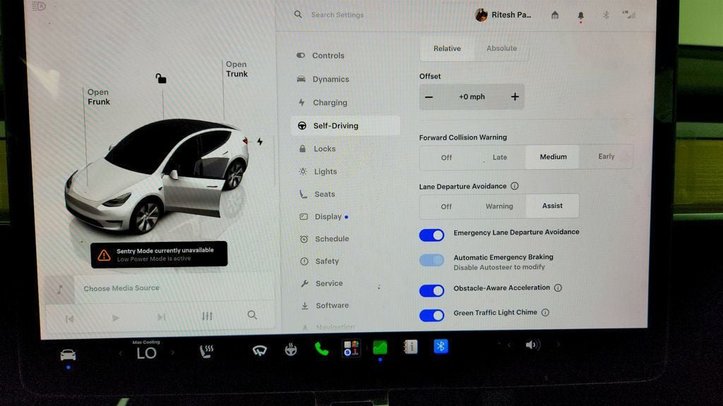 Used 2023 Tesla Model Y Long Range AWD/4WD image 21