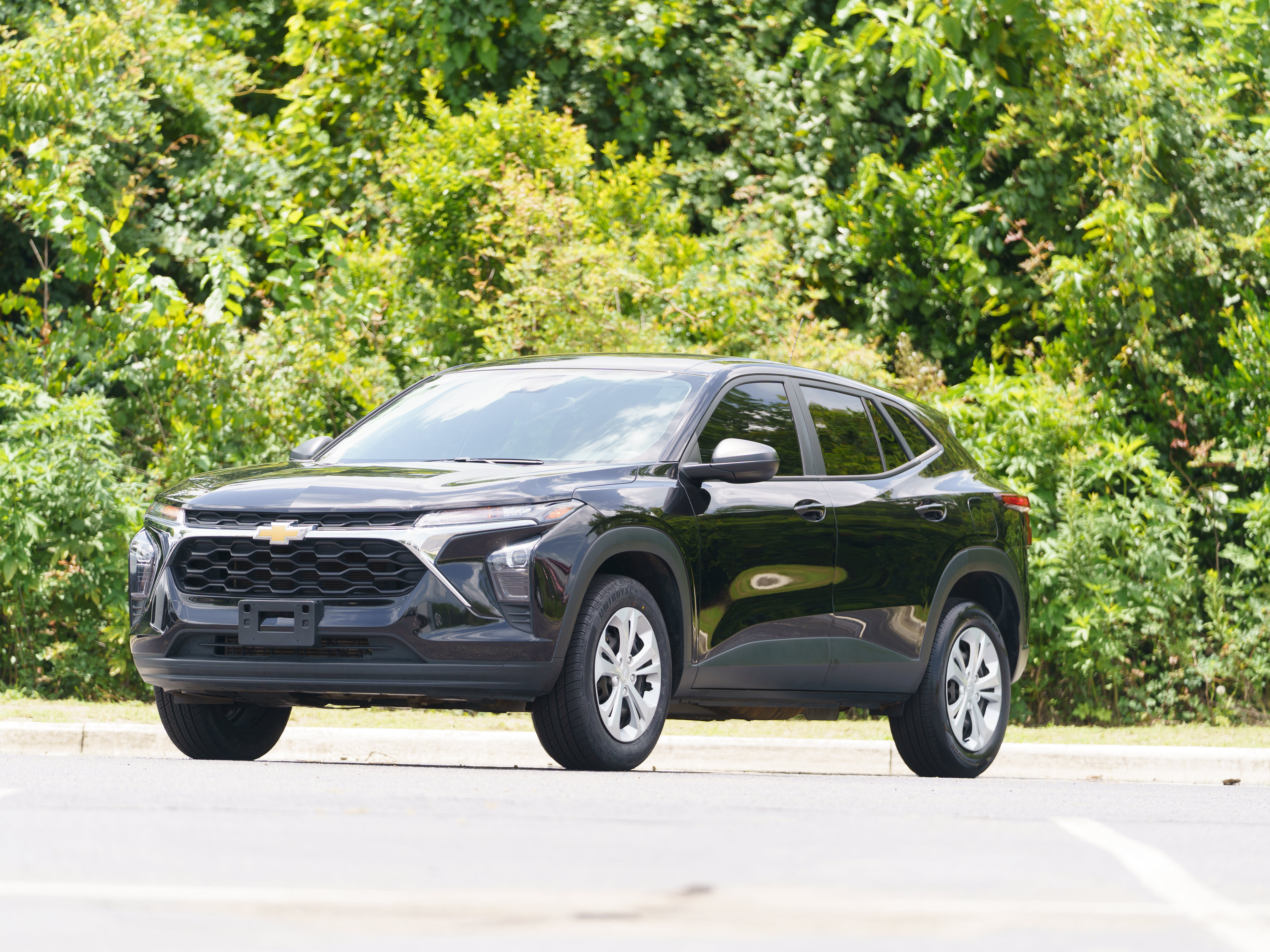 Used 2024 Chevrolet Trax LS FWD image 33