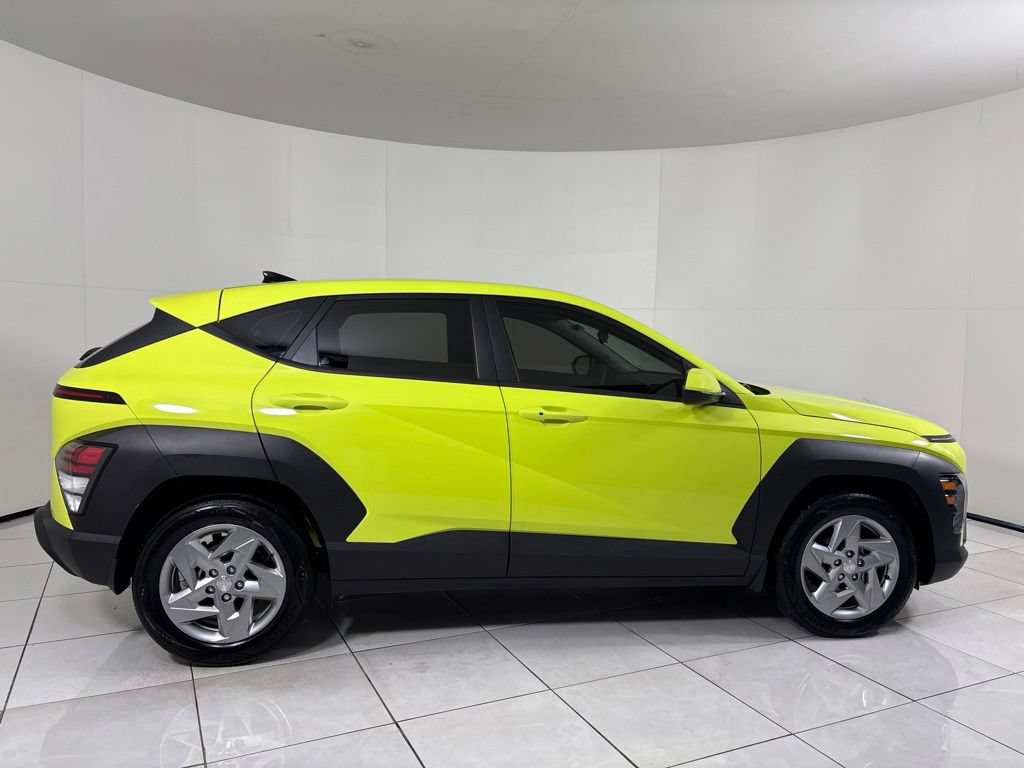 Used 2025 Hyundai Kona SE FWD image 6