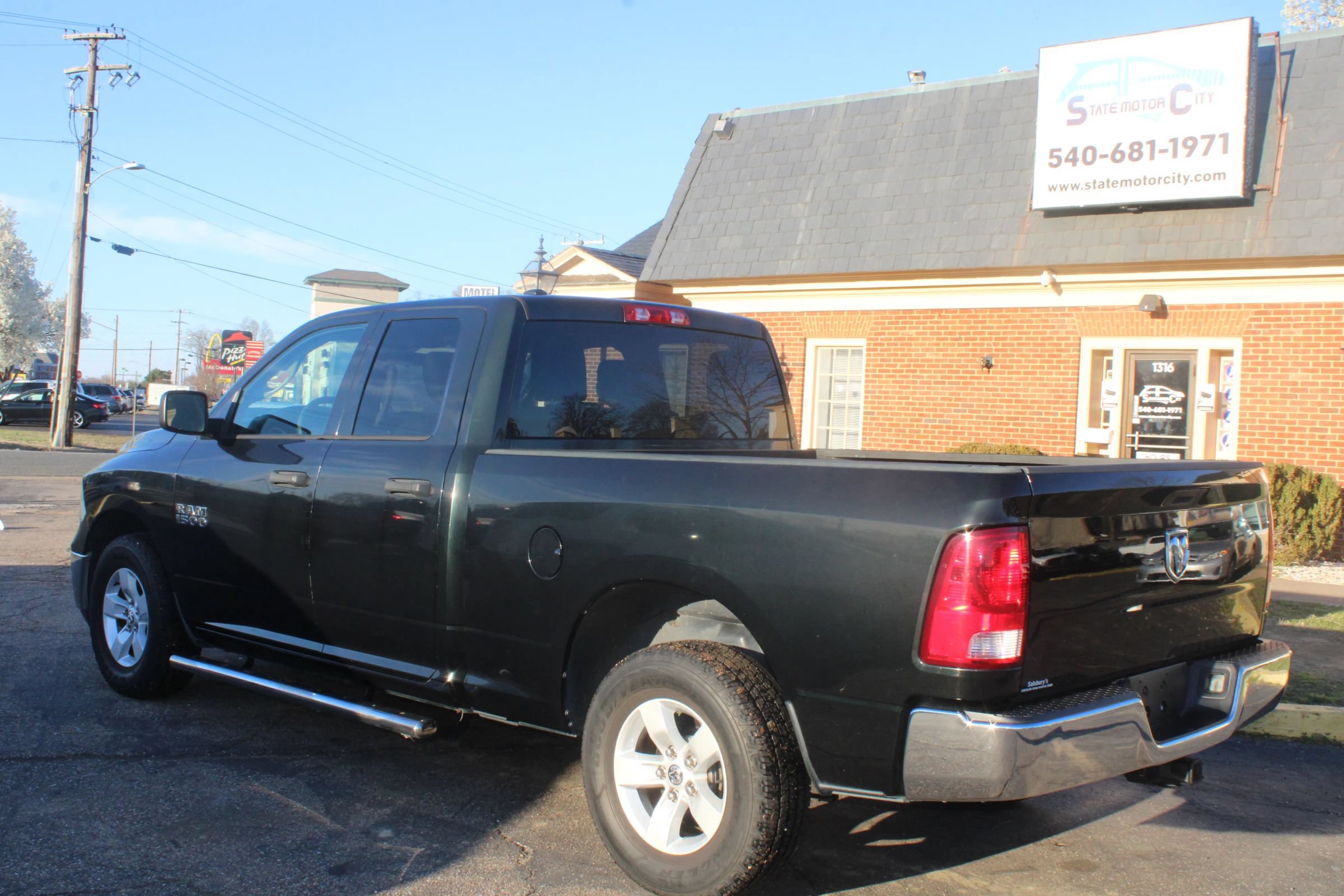 Used 2017 RAM 1500 Tradesman w/ Popular Equipment Group RWD image 3