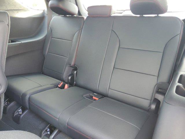 New 2026 Chevrolet Traverse RS image 17