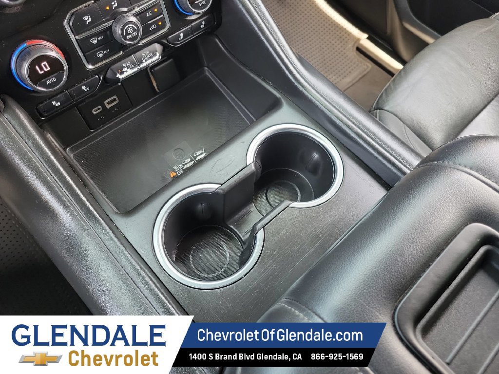 Used 2022 Chevrolet Suburban LT RWD image 26