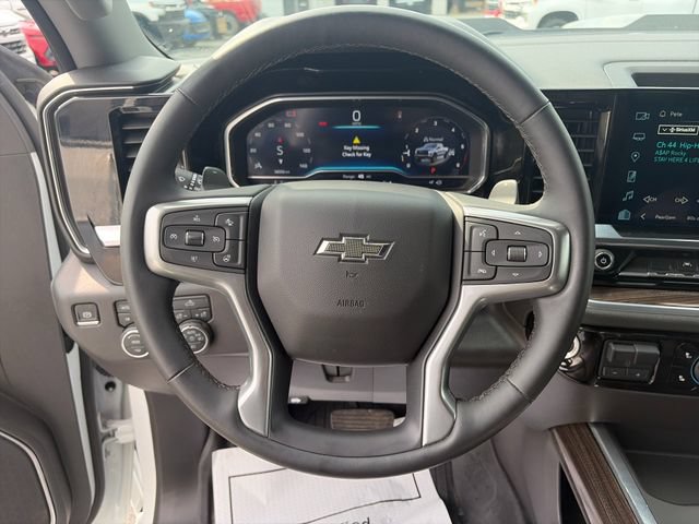 Used 2024 Chevrolet Silverado 1500 LT Trail Boss w/ Convenience Package II AWD/4WD image 14