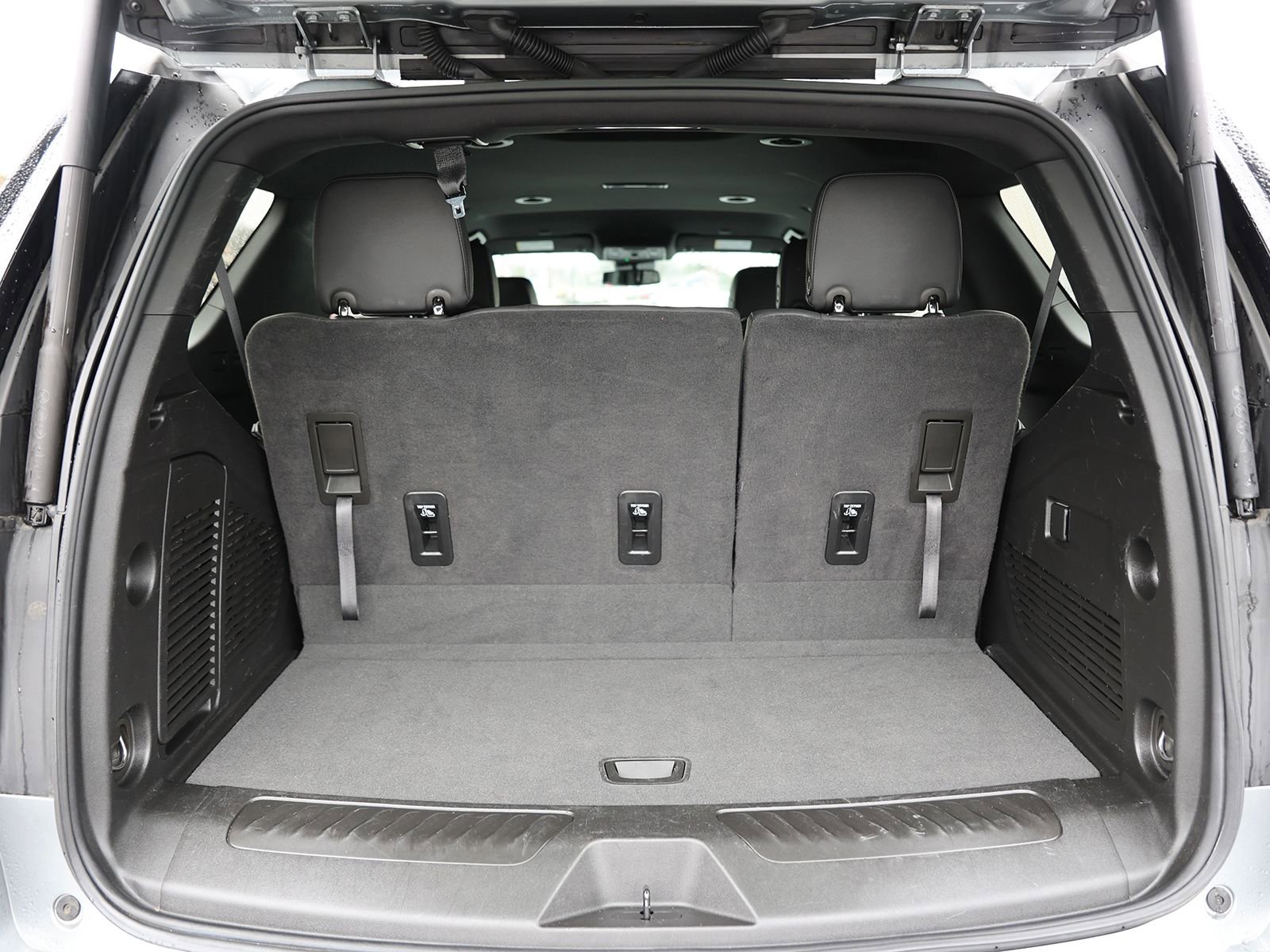 Used 2024 Chevrolet Tahoe LT image 14