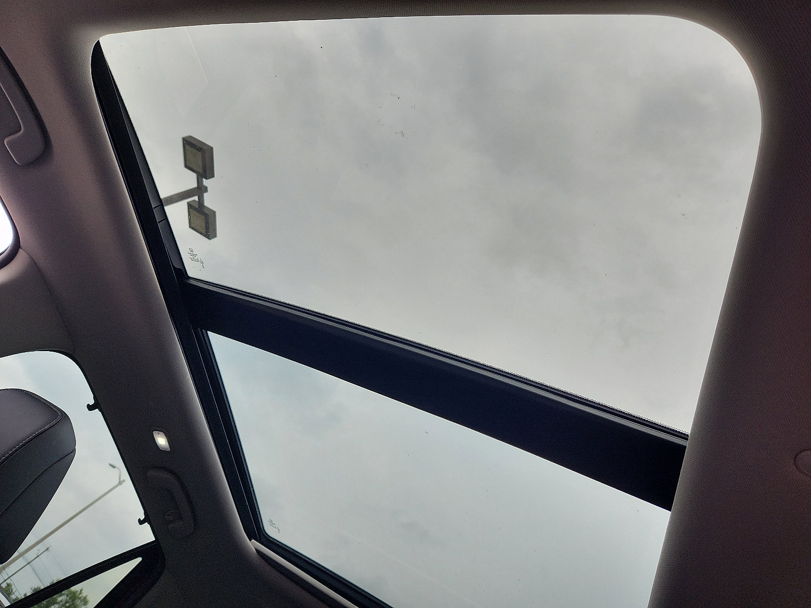 New 2025 Honda Pilot Touring image 10