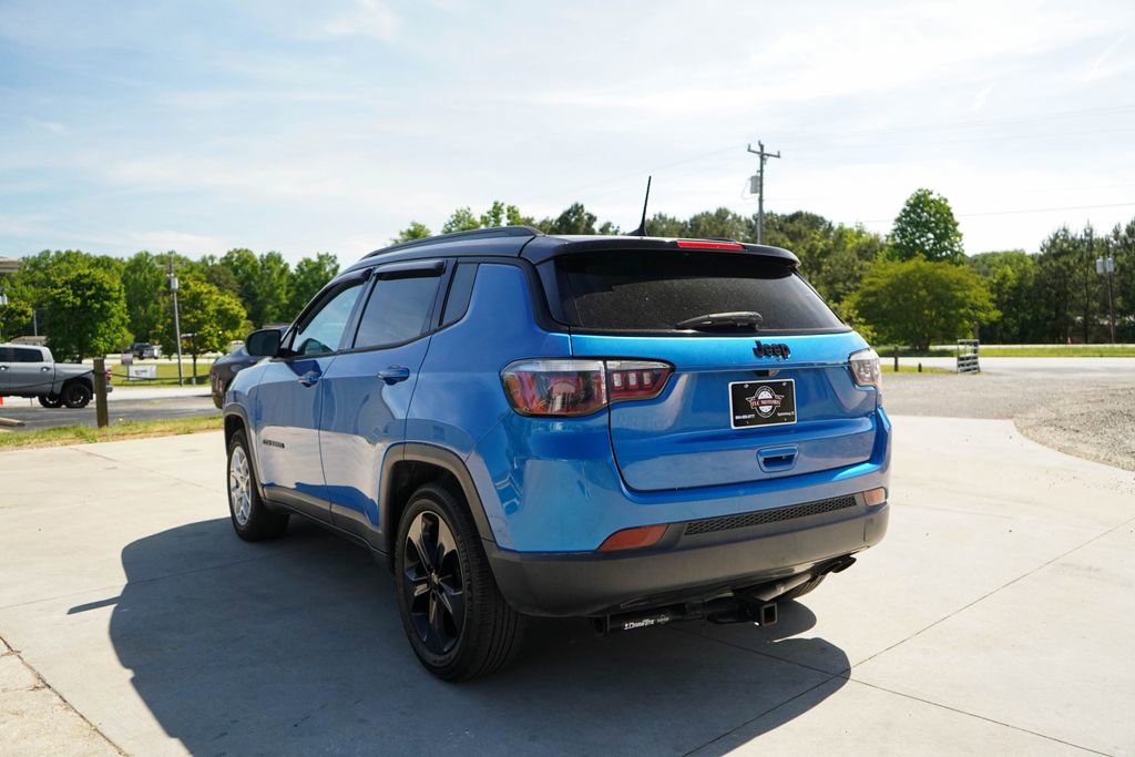 Used 2019 Jeep Compass Latitude FWD image 4