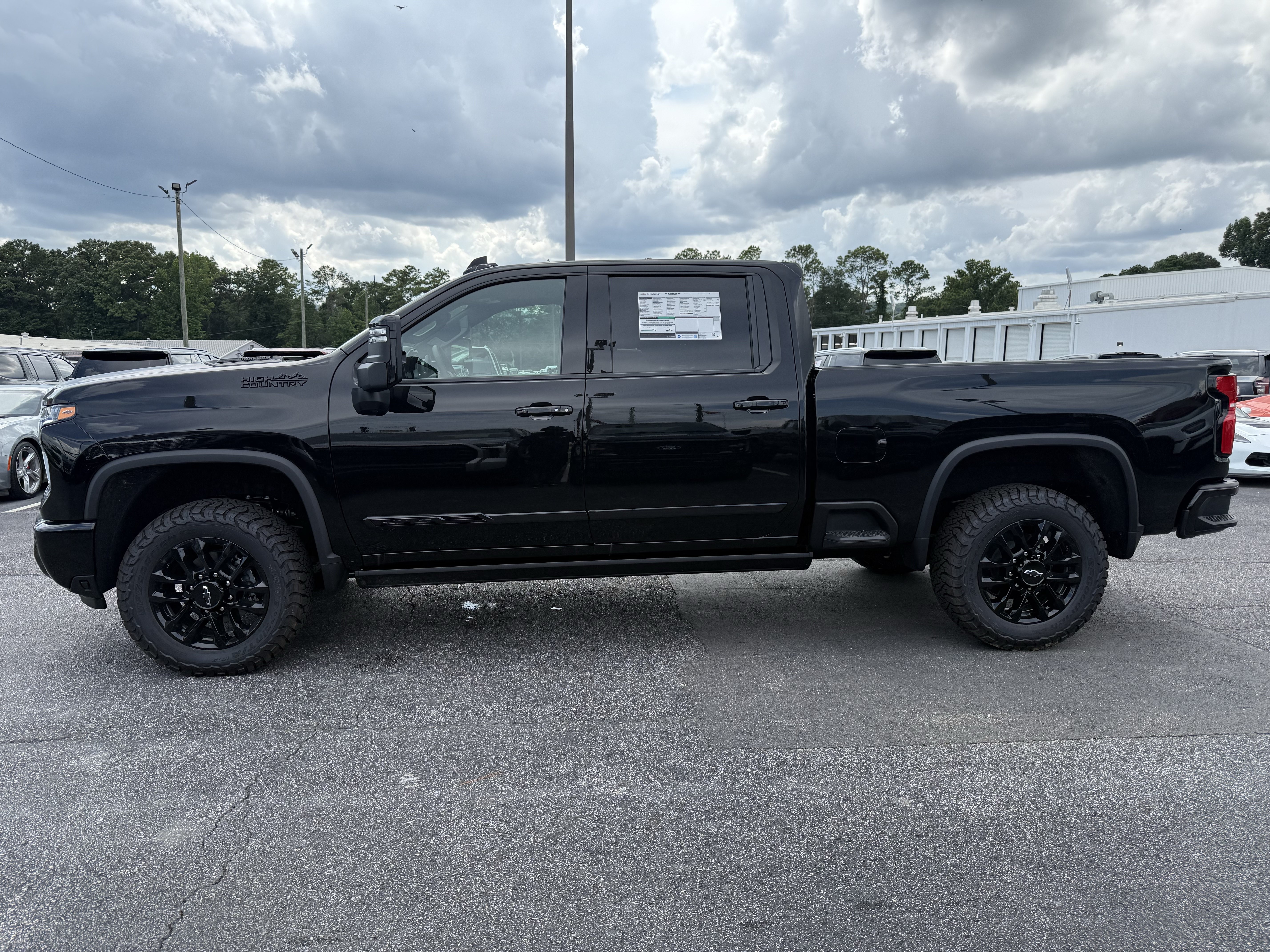 New 2026 Chevrolet Silverado 2500 High Country w/ Midnight Edition AWD/4WD image 7