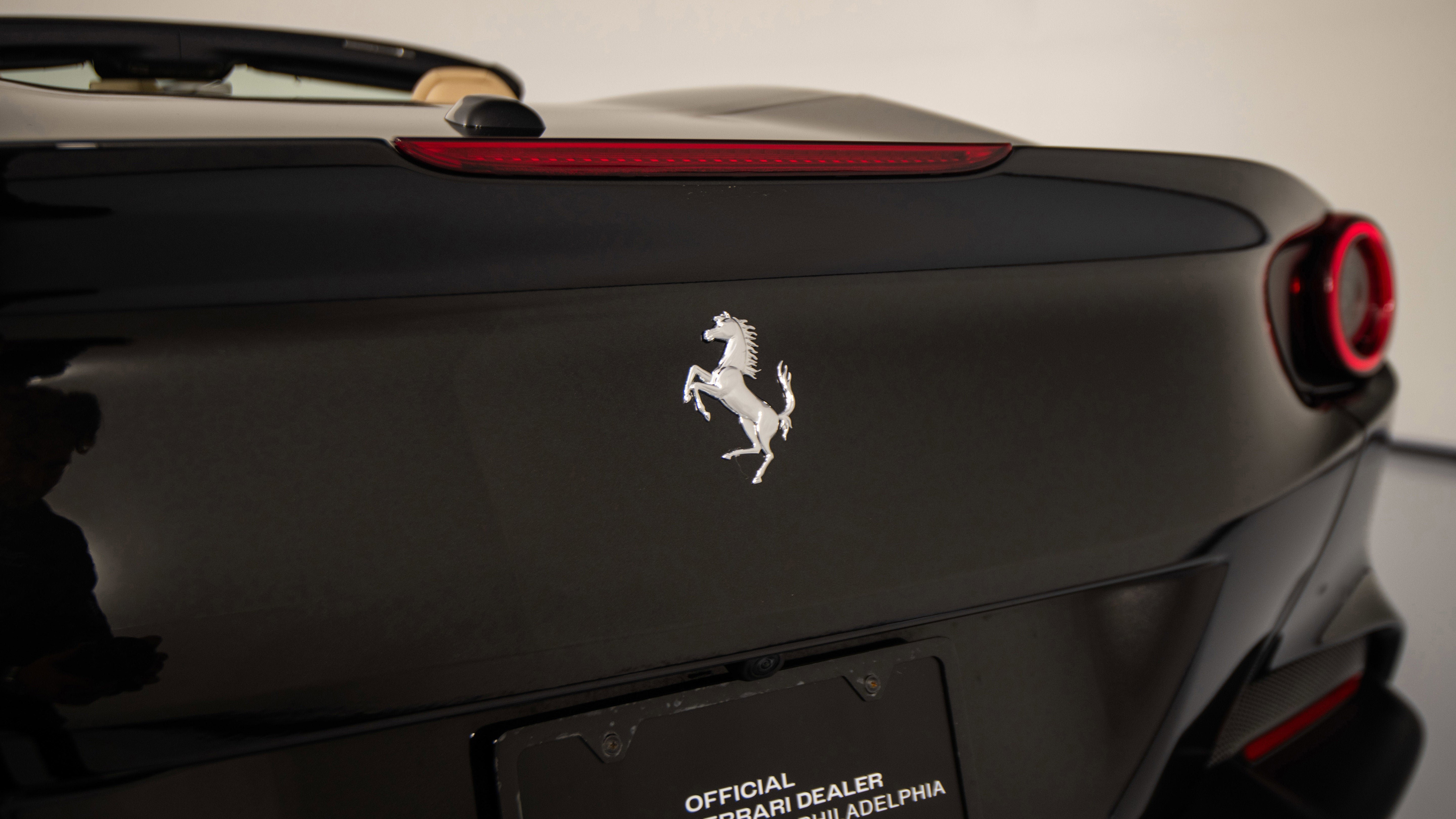 Certified 2022 Ferrari Portofino M image 33