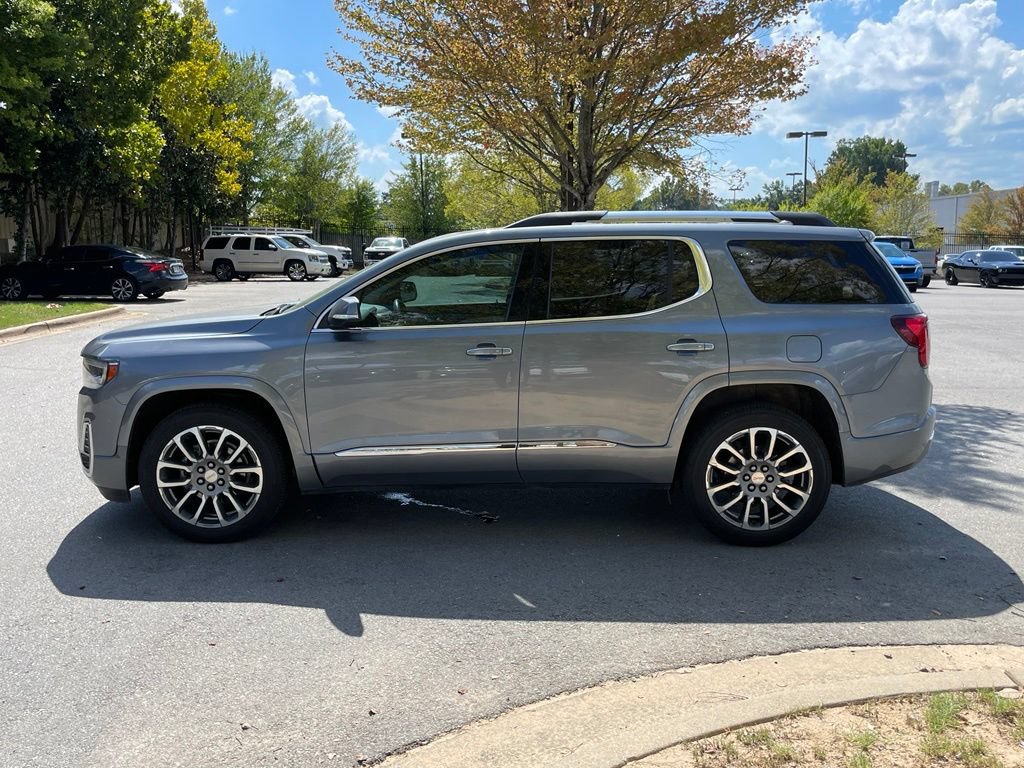 Used 2021 GMC Acadia Denali w/ Denali Ultimate Package AWD/4WD image 4