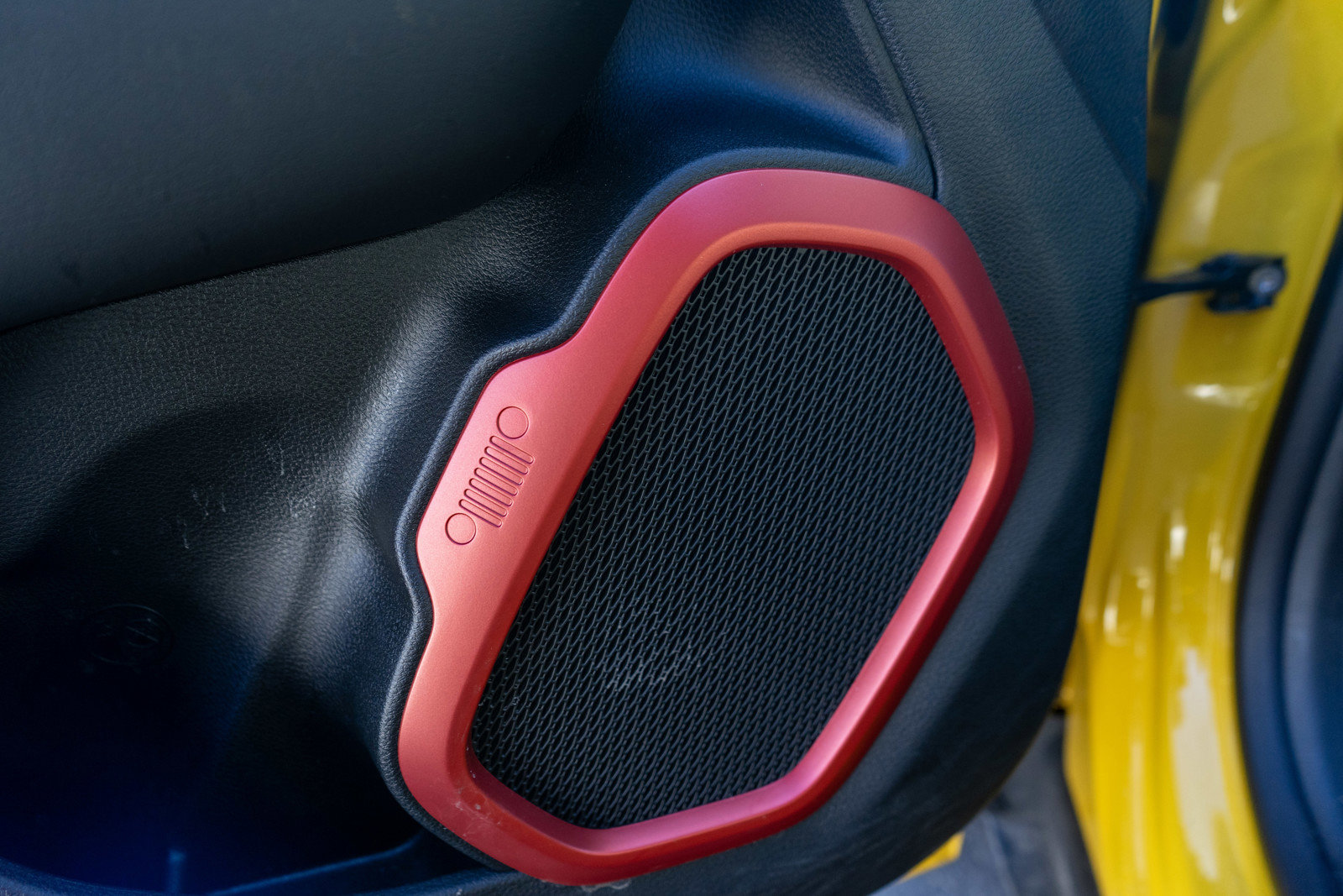 Used 2023 Jeep Renegade Trailhawk w/ Sun/Sound Group image 15