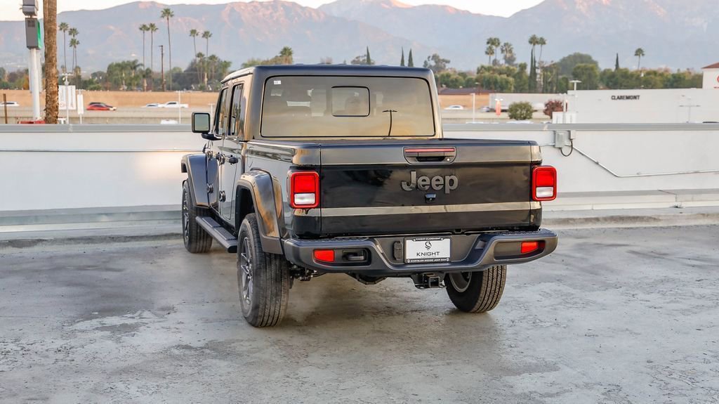 New 2026 Jeep Gladiator Sport image 7
