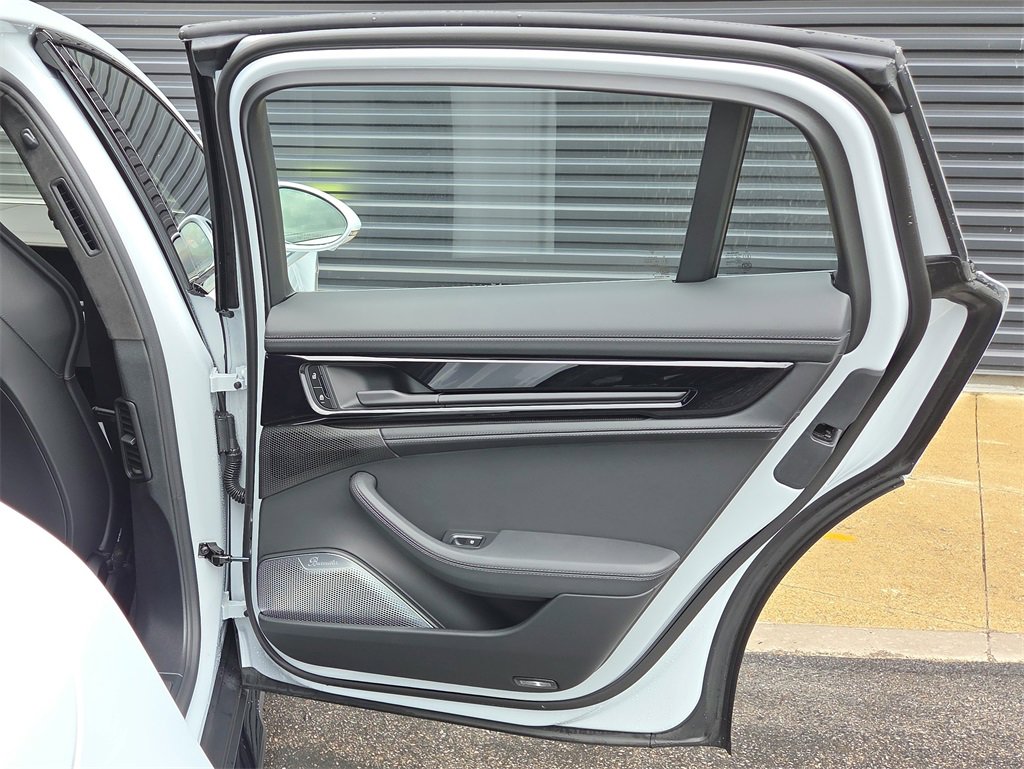 New 2026 Porsche Panamera GTS image 22