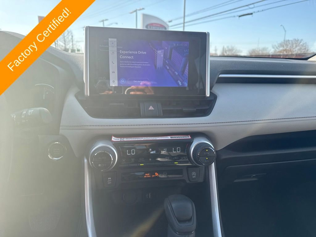 Used 2025 Toyota RAV4 XLE image 13