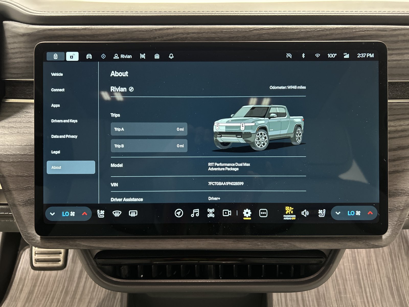 Used 2023 Rivian R1T Adventure AWD/4WD image 27