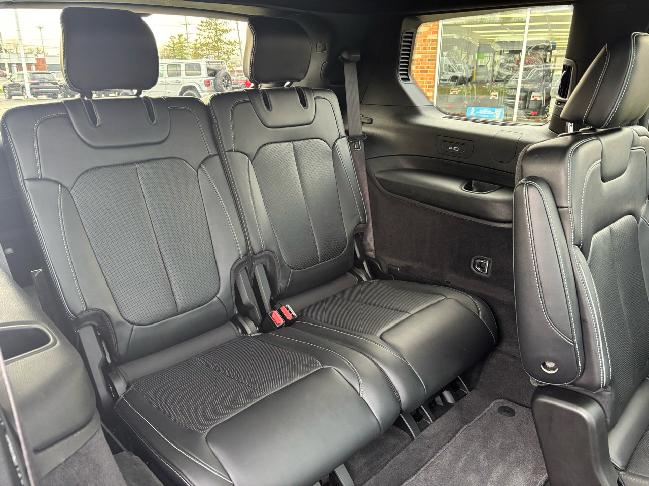 Used 2021 Jeep Grand Cherokee L Overland w/ Luxury Tech Group IV image 13