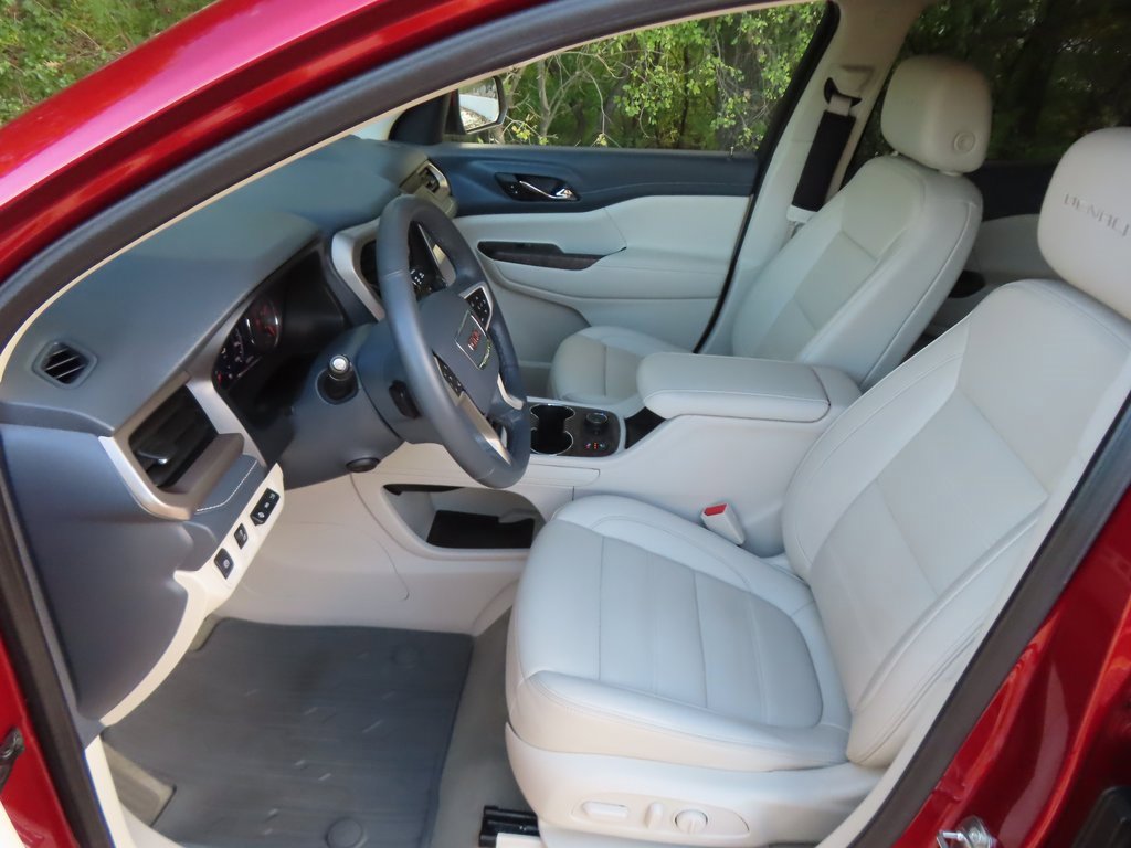 Certified 2023 GMC Acadia Denali w/ Denali Ultimate Package image 31