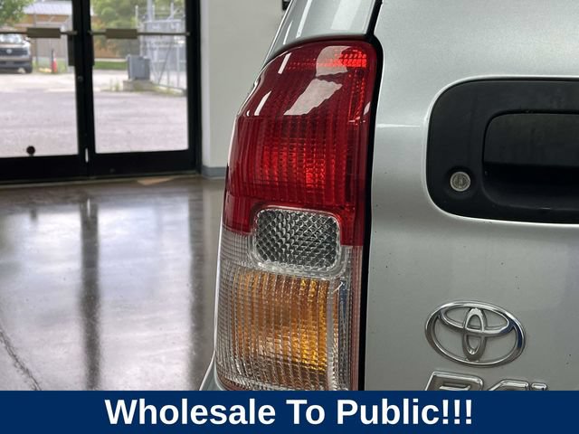 Used 2003 Toyota RAV4 4WD w/ Quick-Order Pkg image 10