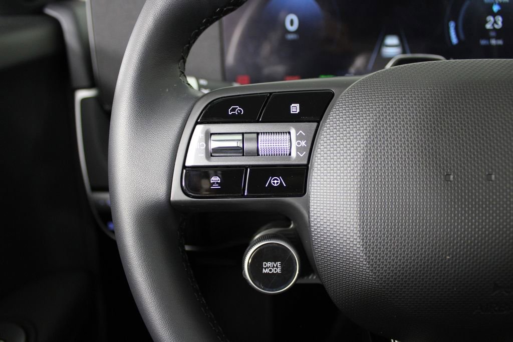 New 2025 Hyundai Ioniq 5 SE image 24