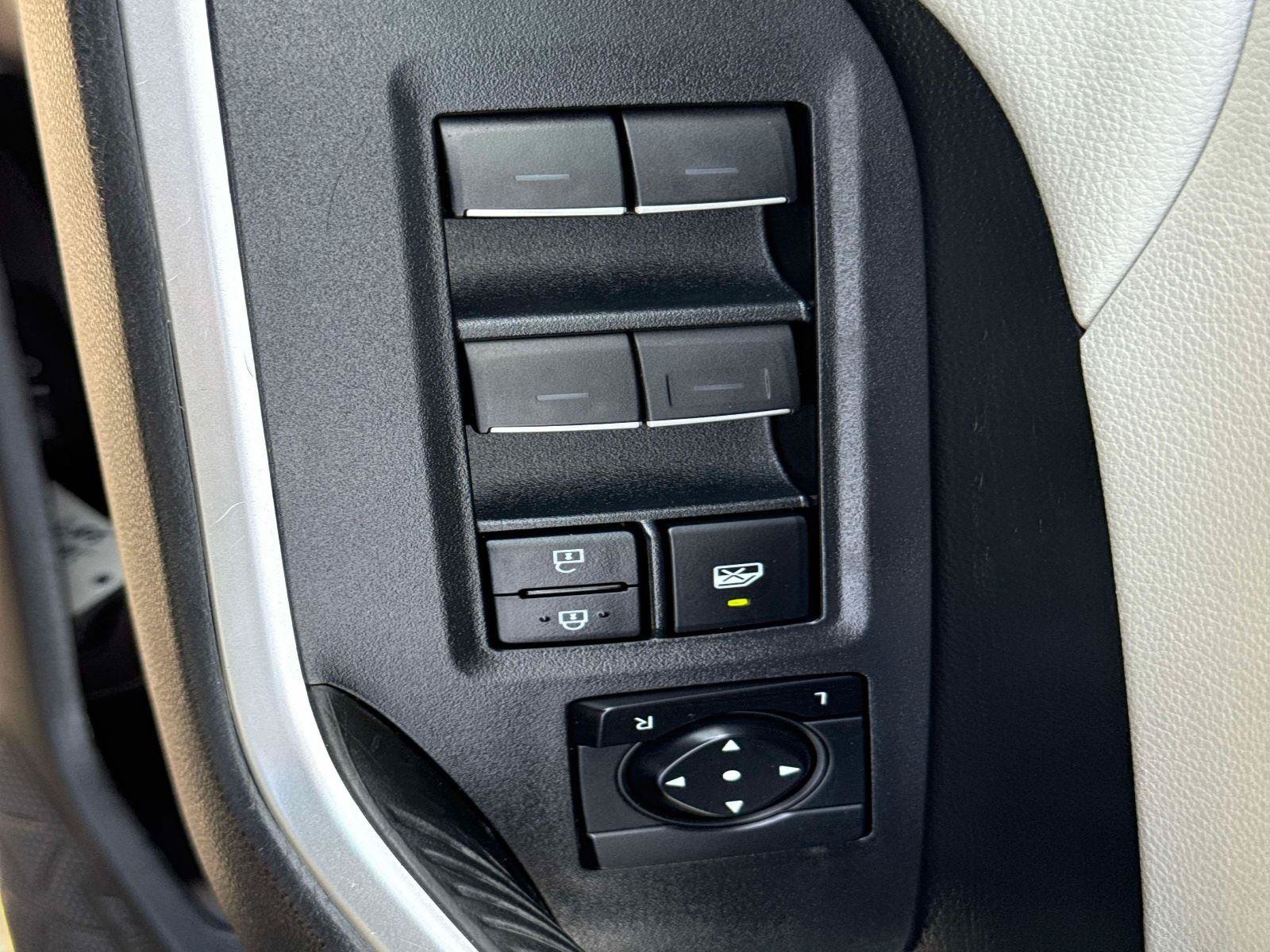 Used 2022 Toyota RAV4 XLE Premium FWD image 20