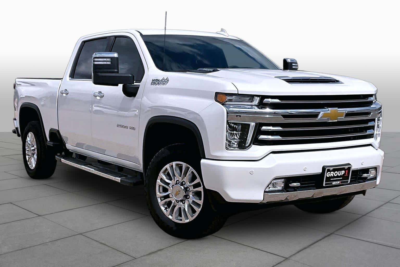 Used 2023 Chevrolet Silverado 2500 High Country w/ Z71 Off-Road Package AWD/4WD image 3