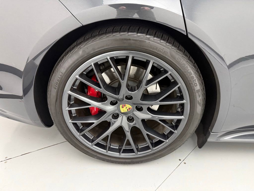 Used 2020 Porsche Panamera GTS image 44