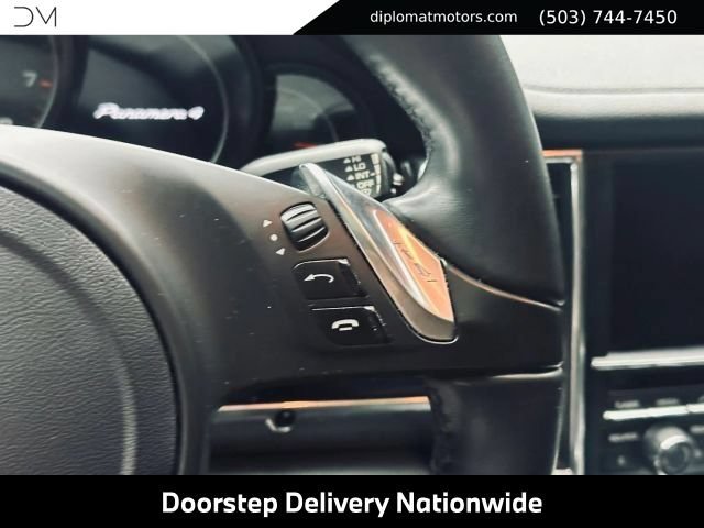 Used 2014 Porsche Panamera 4 AWD/4WD image 29